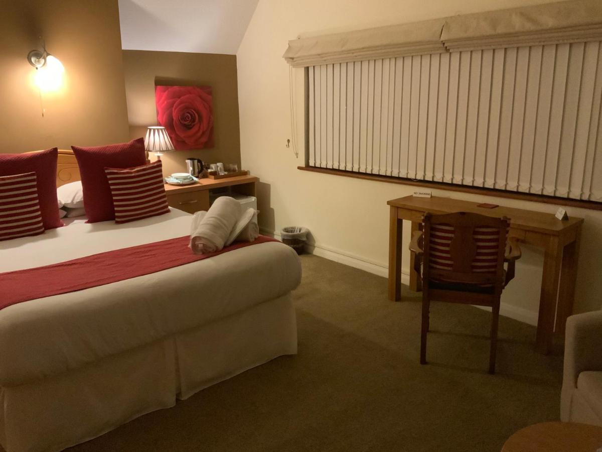 The Bridge Guest House Coltishall Екстер'єр фото